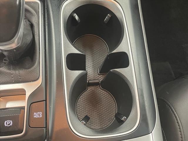 2022 Kia Carnival LX