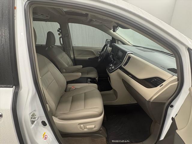 2019 Toyota Sienna XLE 8-Passenger