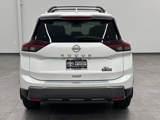 2024 Nissan Rogue SL