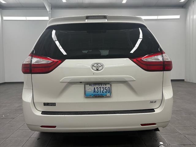 2019 Toyota Sienna XLE 8-Passenger