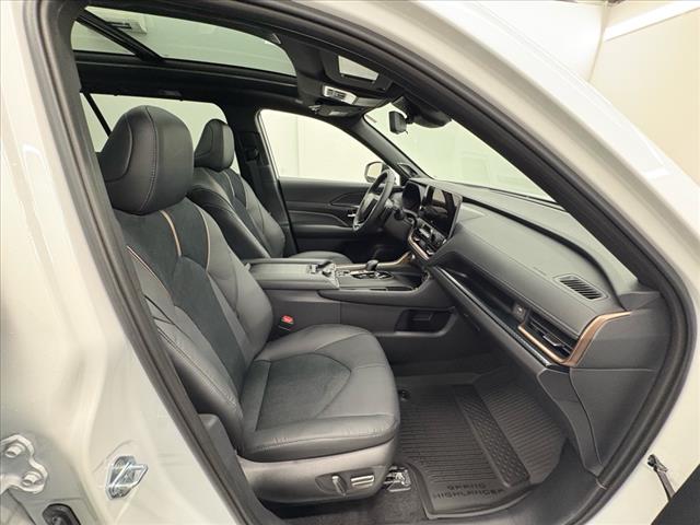 2025 Toyota Grand Highlander Hybrid MAX Platinum