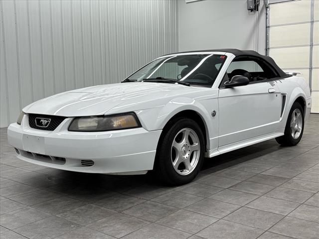 2004 Ford Mustang Deluxe