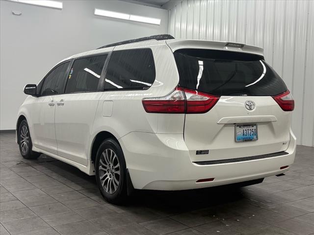 2019 Toyota Sienna XLE 8-Passenger