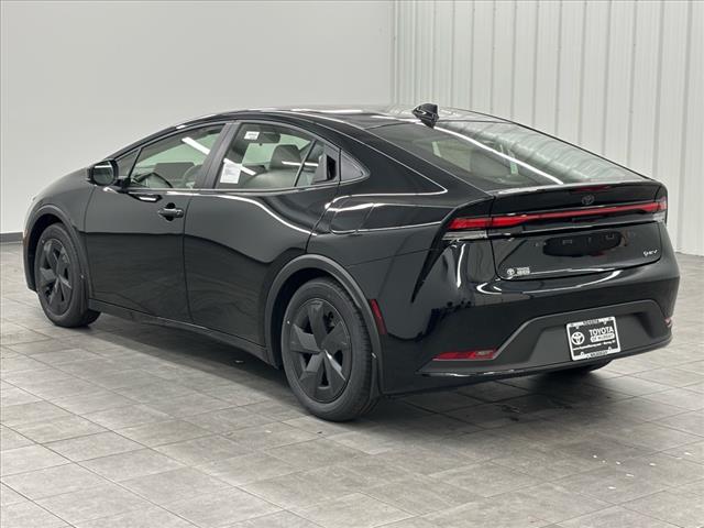 2025 Toyota Prius LE