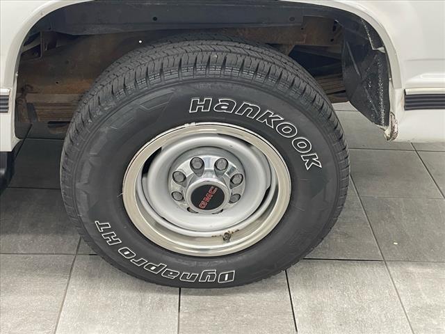 1999 GMC Suburban SLE