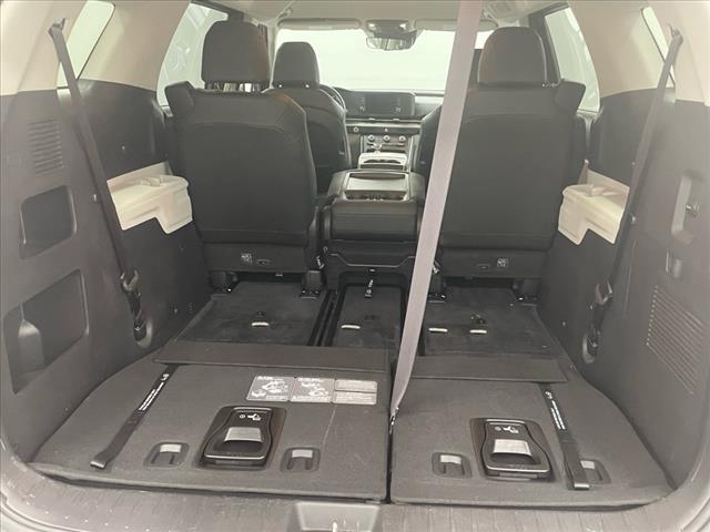 2022 Kia Carnival LX