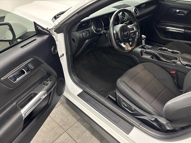 2016 Ford Mustang V6