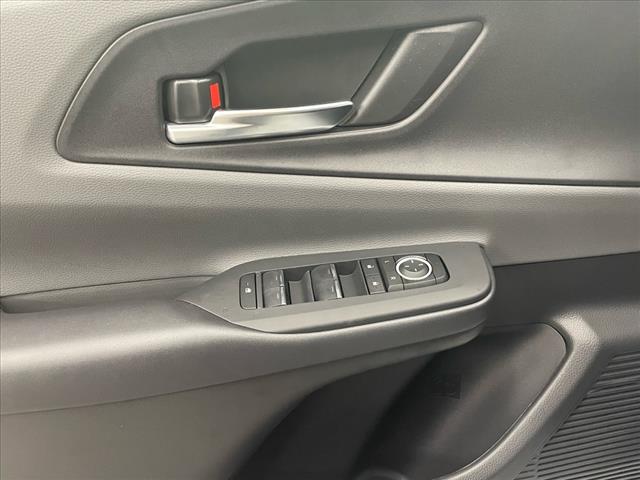 2025 Toyota Prius XLE