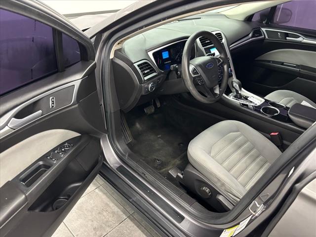 2013 Ford Fusion S