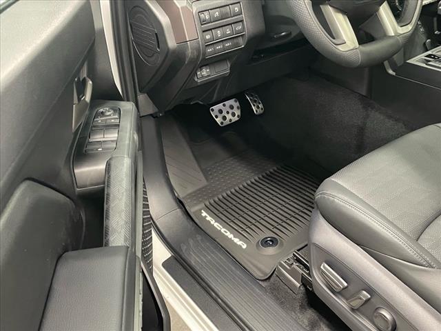 2025 Toyota Tacoma TRD Sport HV