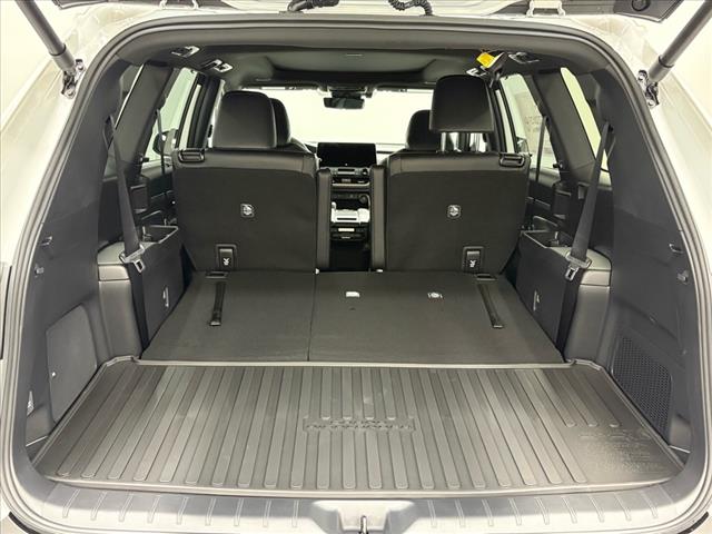 2025 Toyota Grand Highlander Hybrid MAX Platinum