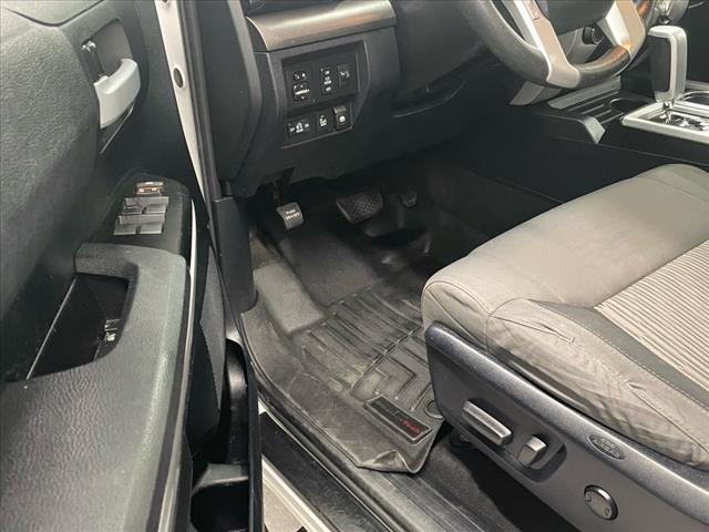 2017 Toyota Tundra SR5