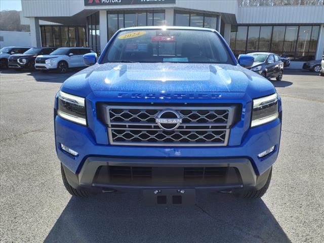 2024 Nissan Frontier SL