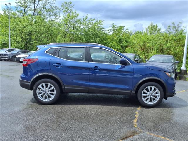 2022 Nissan Rogue Sport SV