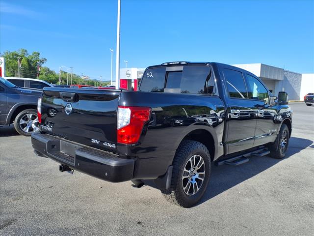2021 Nissan Titan SV