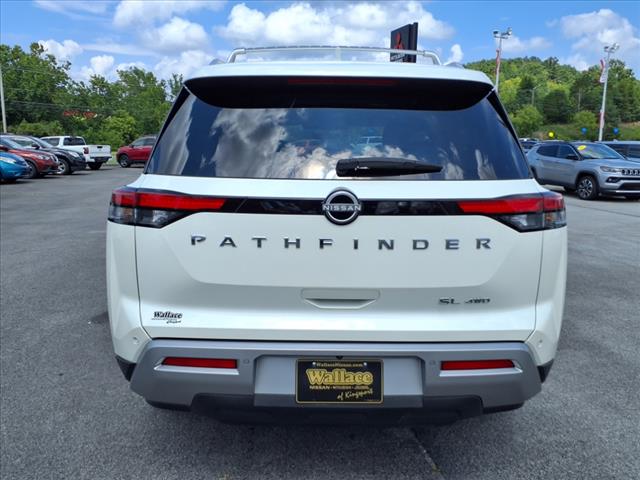 2024 Nissan Pathfinder SL