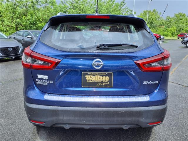 2022 Nissan Rogue Sport SV