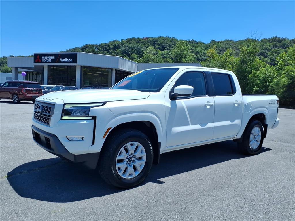 Glacier White Qak 2023 Nissan Frontier Pickup Truck Four-Wheel Drive 9-Speed Automatic