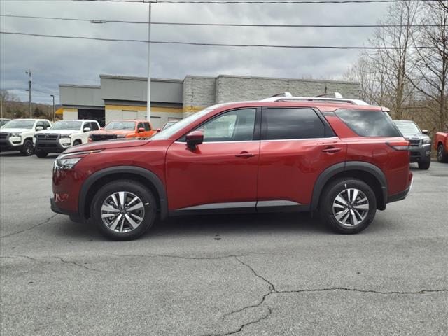 2025 Nissan Pathfinder SL