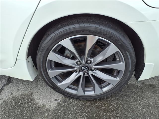 2023 Nissan Maxima Platinum