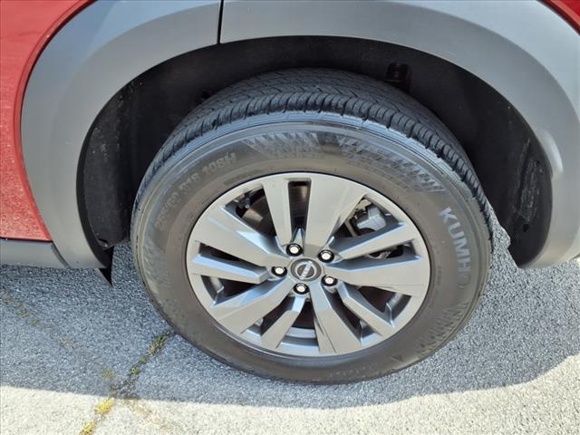2024 Nissan Pathfinder SV
