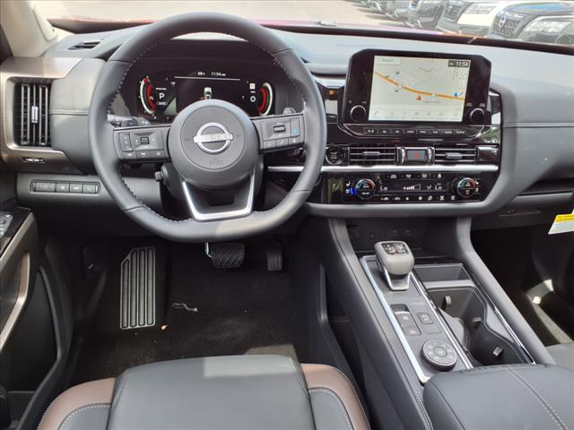 2025 Nissan Pathfinder Platinum