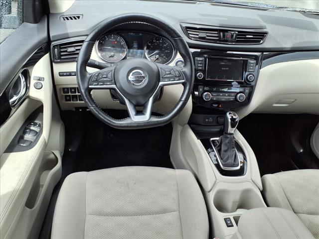 2022 Nissan Rogue Sport SV