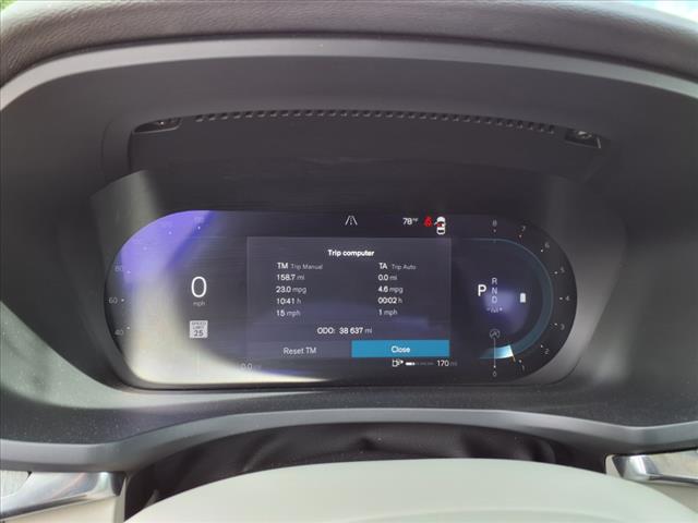 2024 Volvo S60 B5 Plus Dark Theme