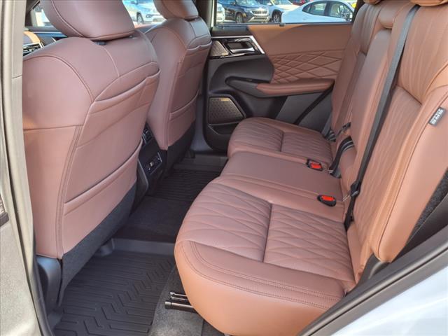 2025 Mitsubishi Outlander SEL