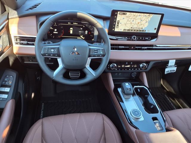 2025 Mitsubishi Outlander SEL