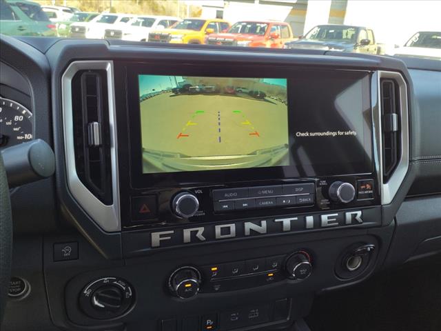 2025 Nissan Frontier SV