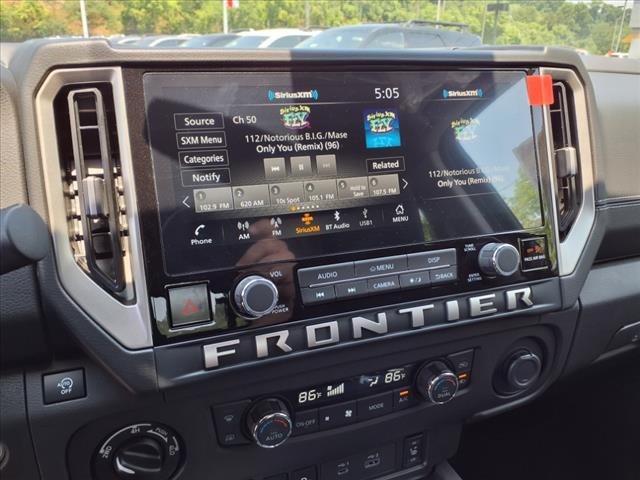 2025 Nissan Frontier SV