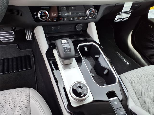 2025 Mitsubishi Outlander SEL