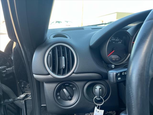 2005 Porsche Boxster Base
