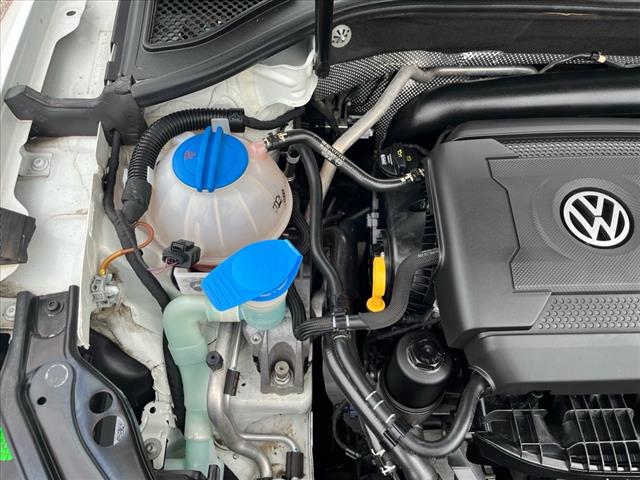 2017 Volkswagen Passat 1.8T SEL Premium