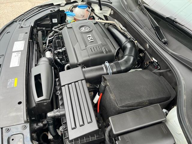 2017 Volkswagen Passat 1.8T SEL Premium