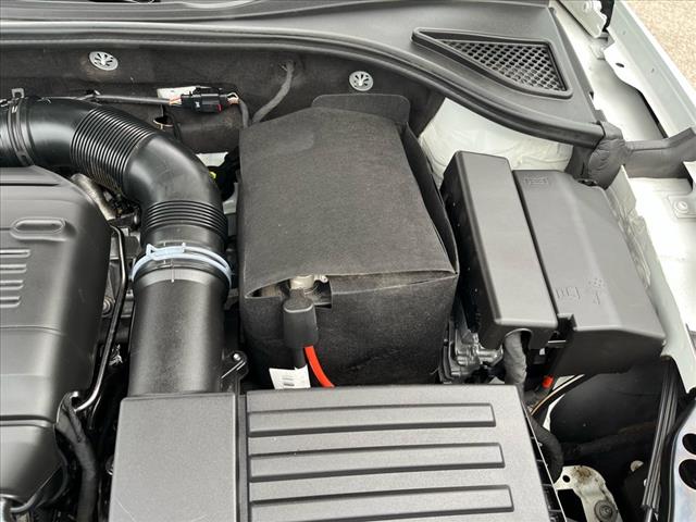2017 Volkswagen Passat 1.8T SEL Premium