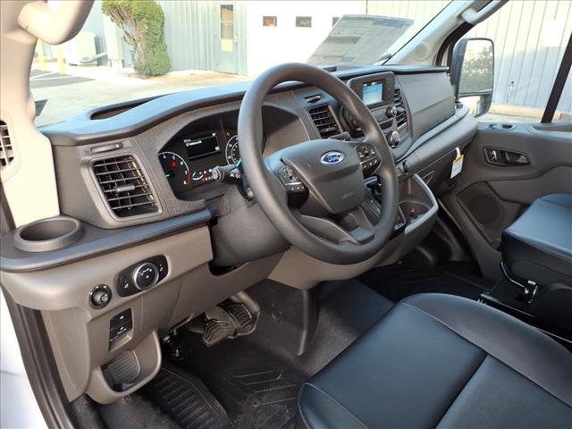 2025 Ford Transit 250 - Photo 10