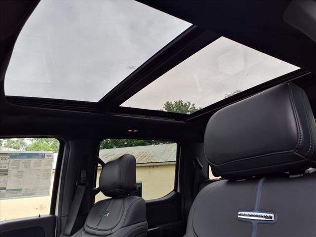2025 Ford F-150 Platinum - Photo 10