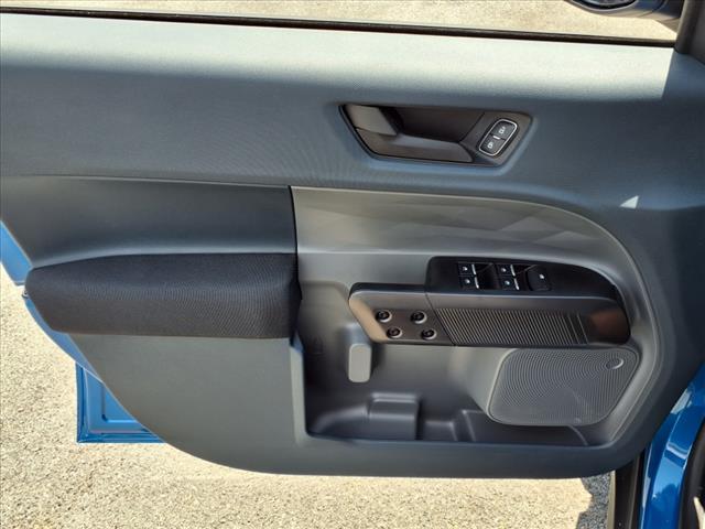 2025 Ford Maverick XL - Photo 10