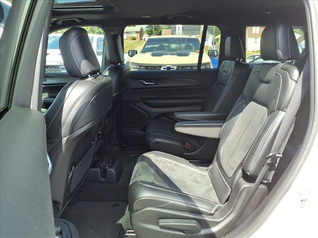 2024 Jeep Grand Cherokee L Altitude X - Photo 11