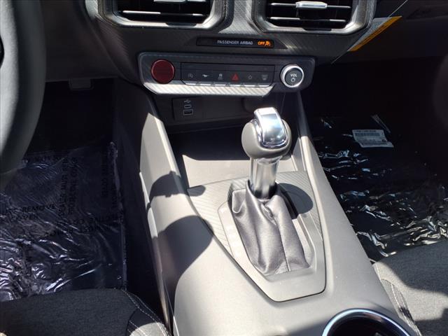 2025 Ford Mustang EcoBoost - Photo 11