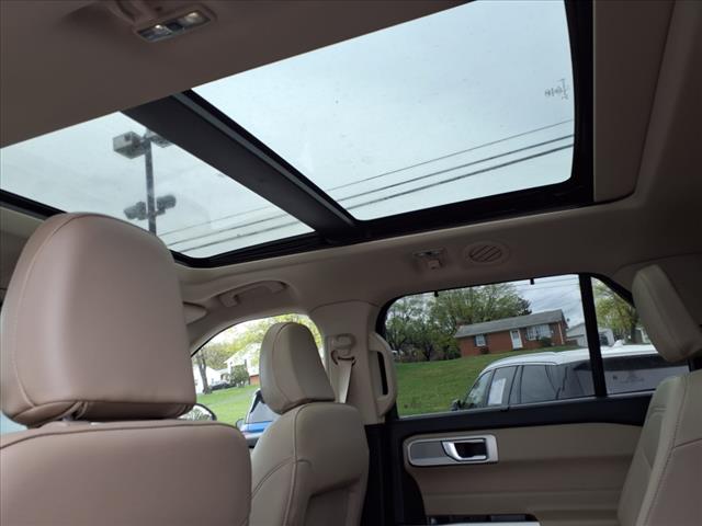 2022 Ford Explorer Limited - Photo 11