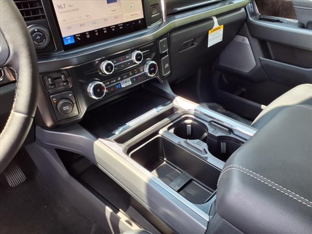 2025 Ford F-350 Super Duty Lariat - Photo 11