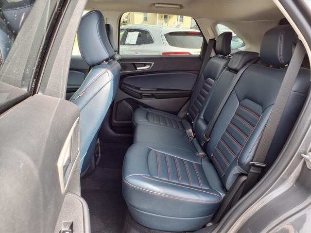2024 Ford Edge SEL - Photo 11