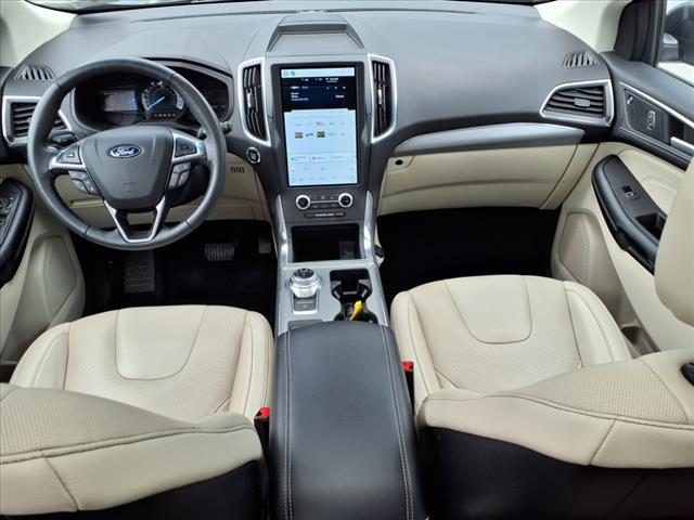 2022 Ford Edge Titanium - Photo 11