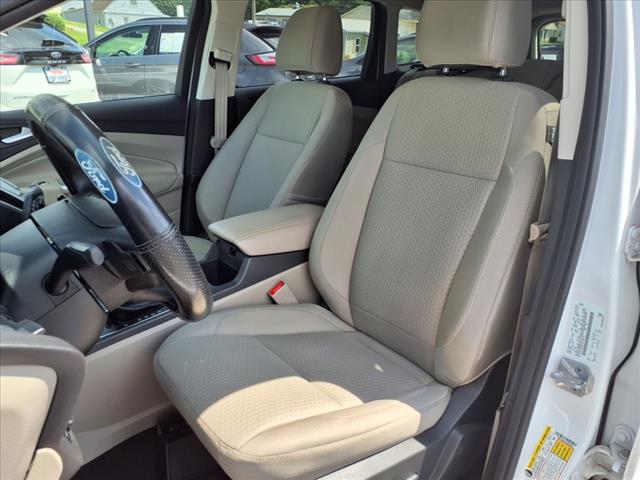 2017 Ford Escape SE - Photo 12