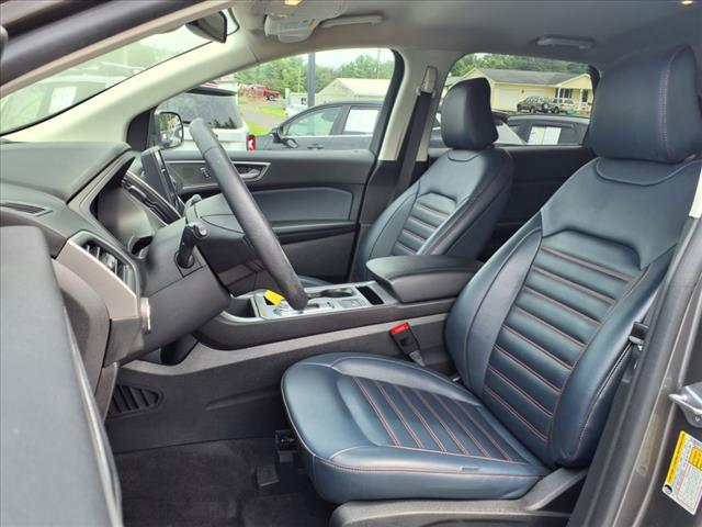 2022 Ford Edge SEL - Photo 12