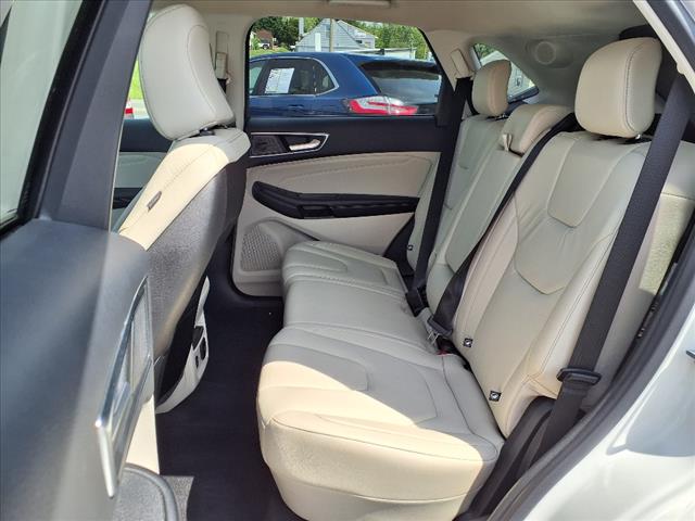 2022 Ford Edge Titanium - Photo 12
