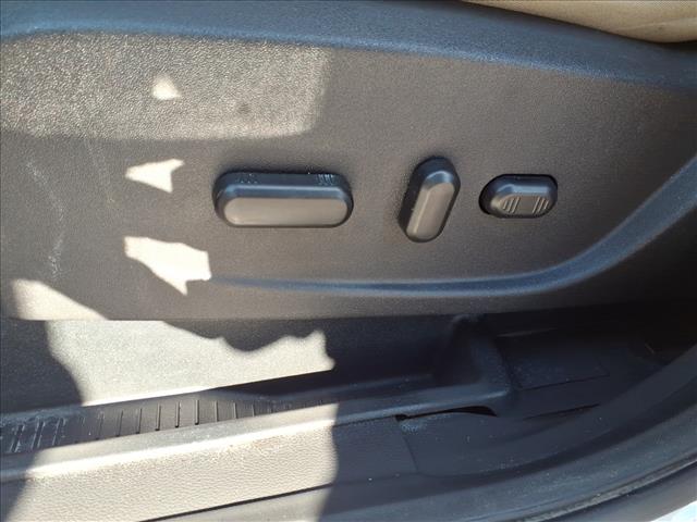 2017 Ford Escape Titanium - Photo 13